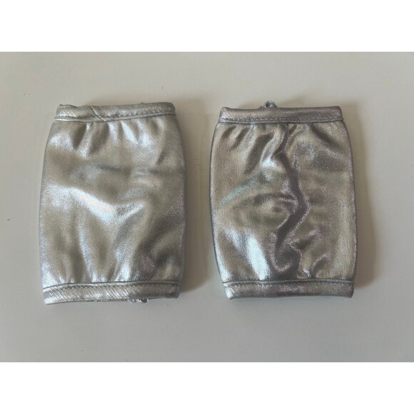 Child Wonder Woman Silver Arm Bands Kids Halloween Costume sz 3-10 - Picture 1 of 2